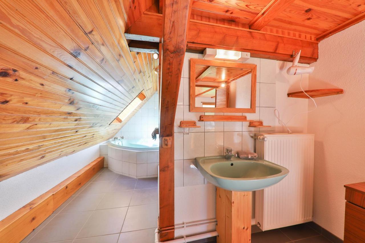 Spacieux Et Confortables Gites A Proximite Randonnees, Lacs, Ski Nature Sondernach Exterior photo